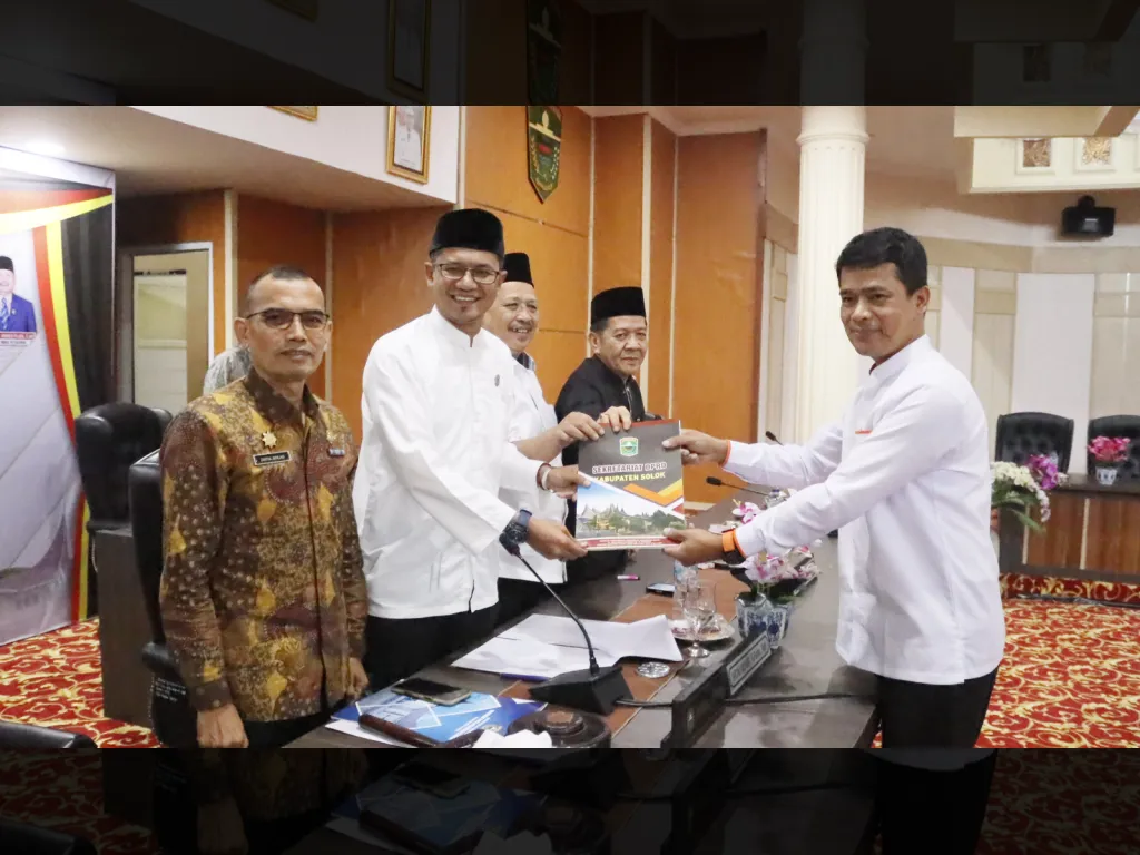 Rekomendasi LKPJ 2025 Disampaikan ke DPRD Kabupaten Solok, Pertumbuhan Ekonomi  3,91 persen